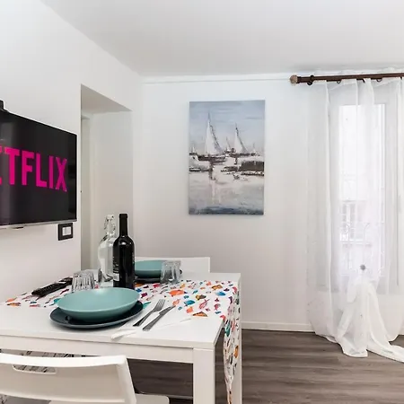 Apartment Centro Storico - A 2 Minuti Dal Porto Antico